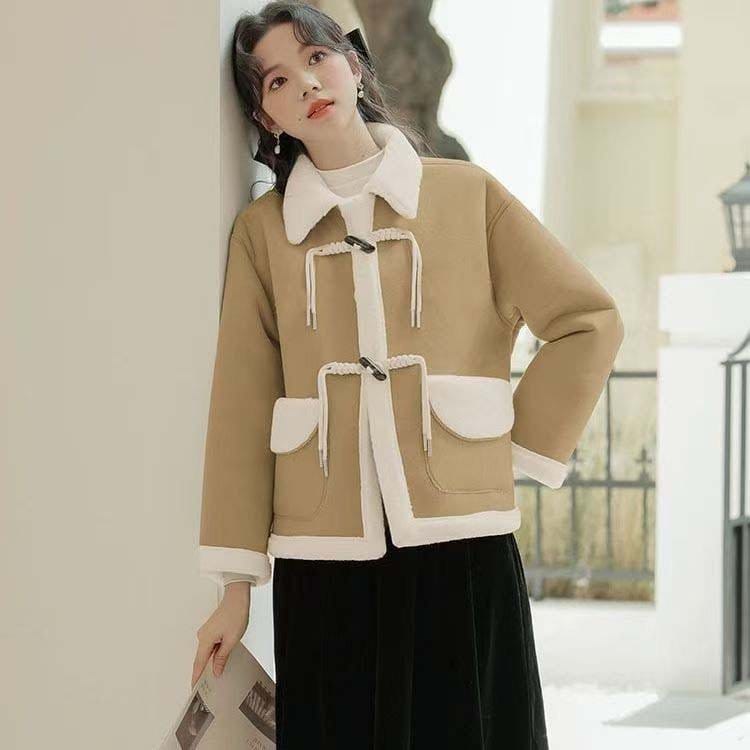 Women's Short Loose Lambswool Coat | Silver Fox Sales