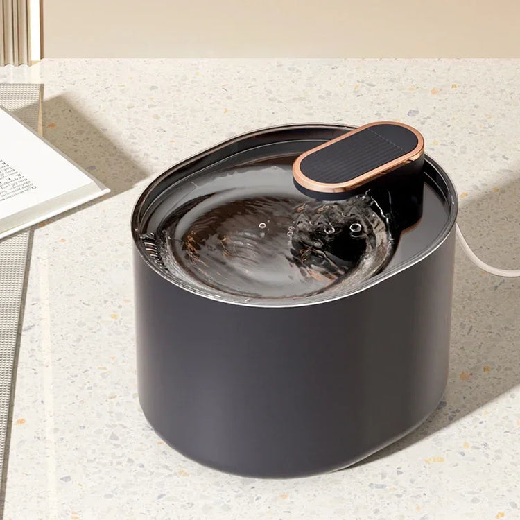 Automatic pet drinking fountain with a 3L capacity, featuring a mute design and modern aesthetic.