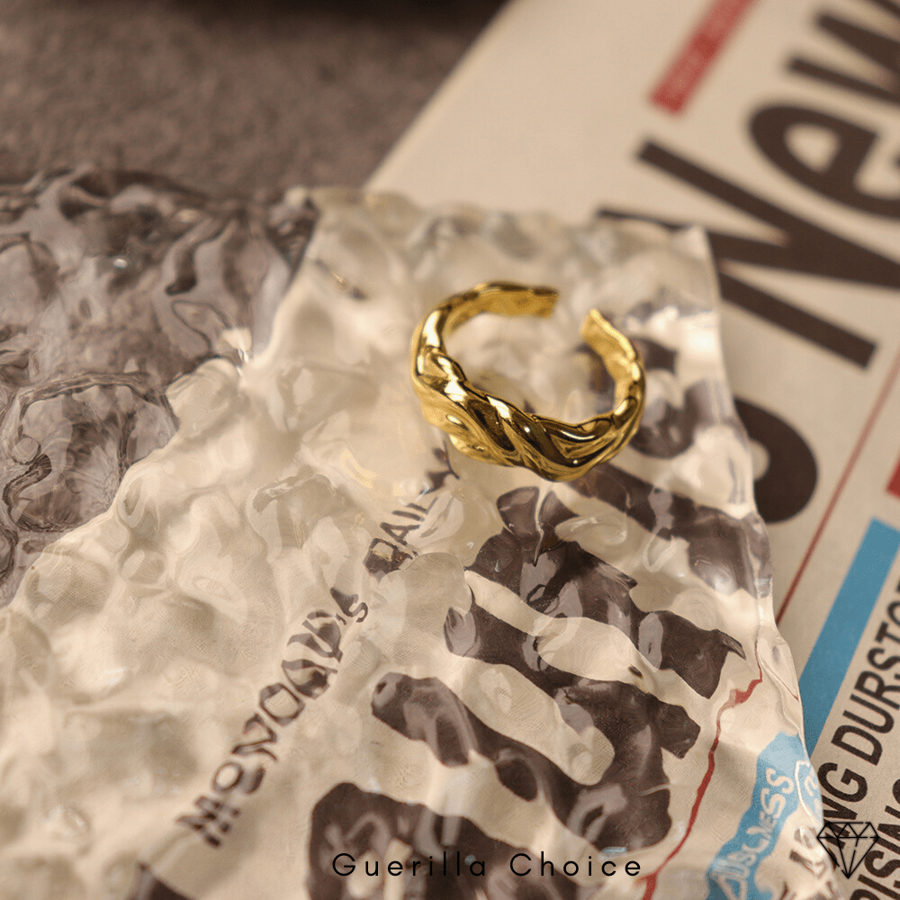 ELISE CHARM GOLD RING | Silver Fox Sales