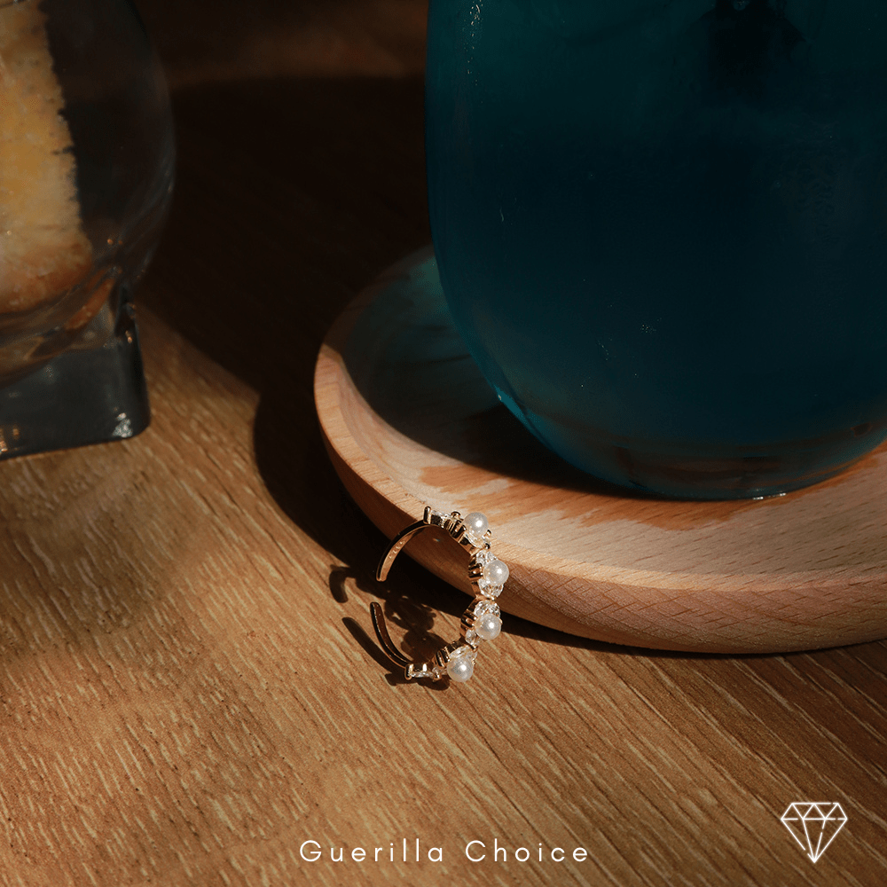 NOELLE SAINT GOLD RING | Silver Fox Sales