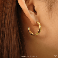 LA ELYSE GOLD EARRINGS | Silver Fox Sales