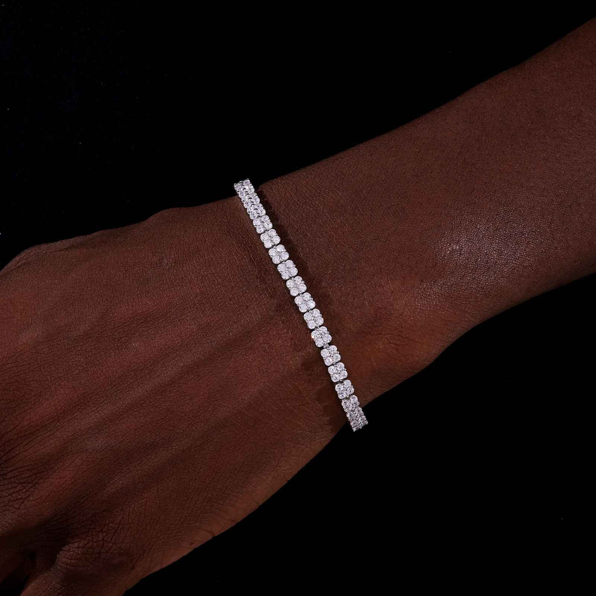 Élégance Lumière 4mm Moissanite Tennis Bracelet in Sterling Silver | Silver Fox Sales
