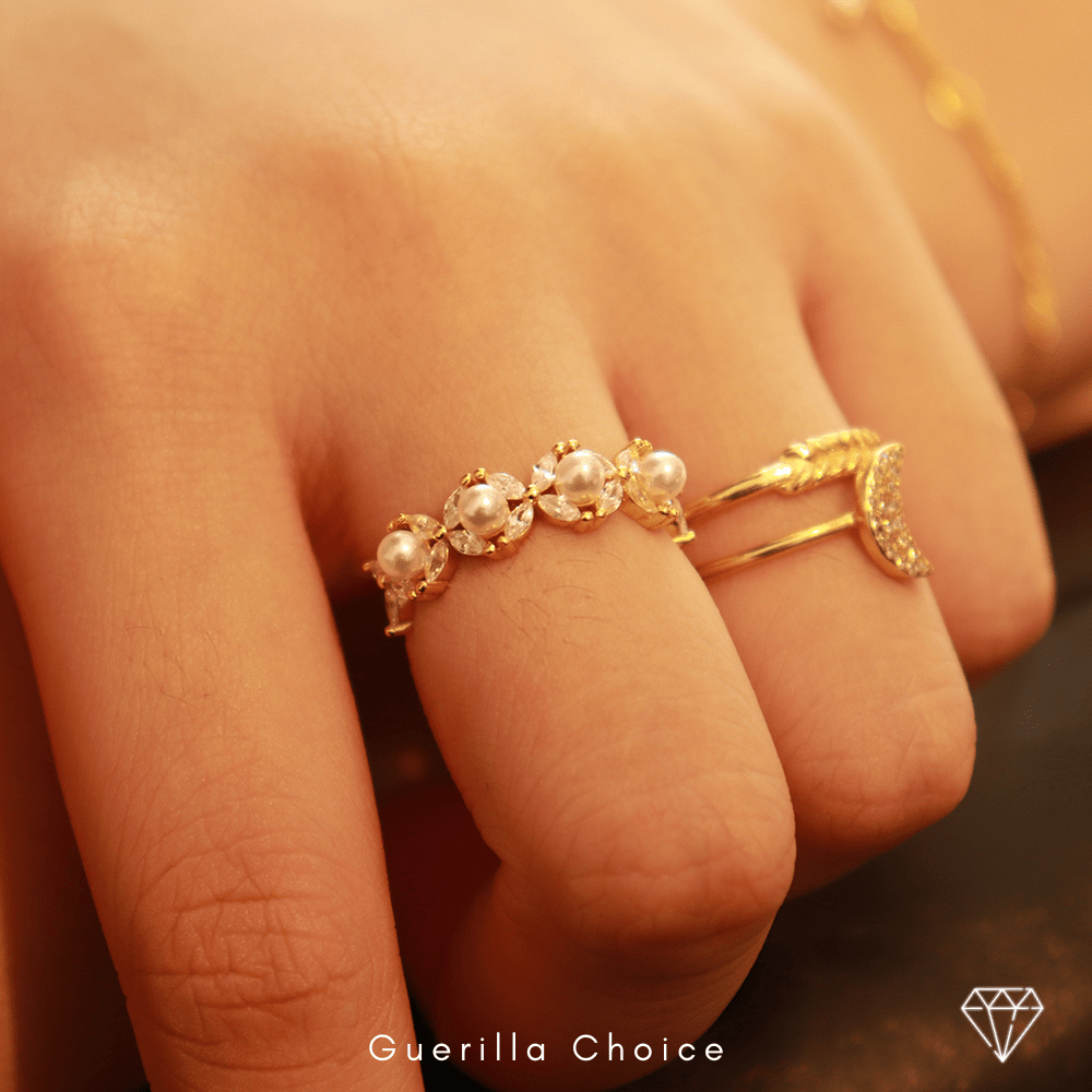 NOELLE SAINT GOLD RING | Silver Fox Sales