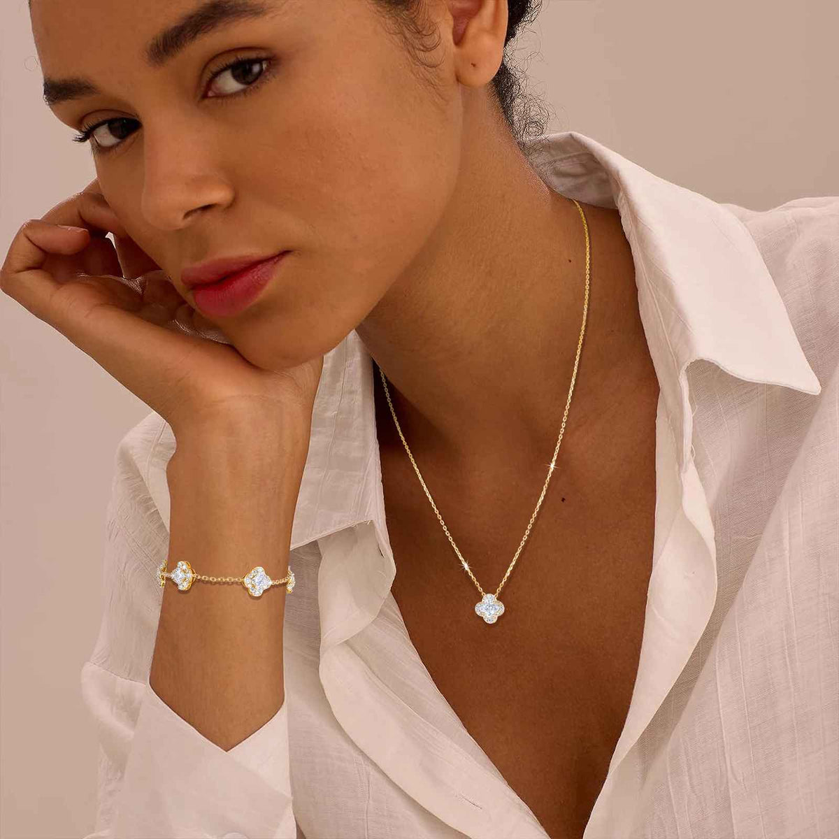 Fleur de Lumière D Color Moissanite Necklace (VVS1) | Silver Fox Sales