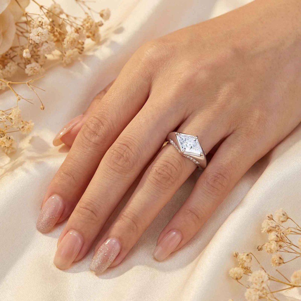 Lumière Rhombus 3.5CT Moissanite Engagement Ring | Silver Fox Sales