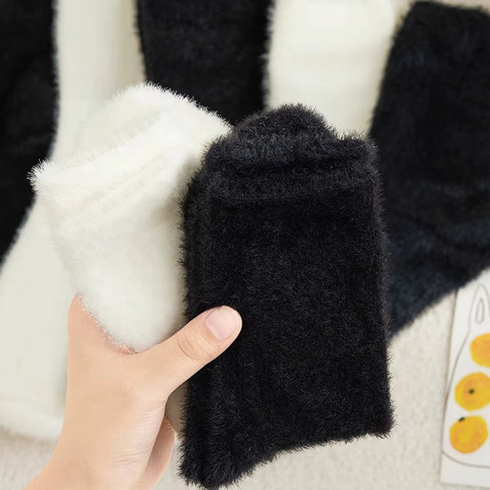 2 Pairs Cute Cow Spots Print Socks, Thickened & Warm Coral Fleece Socks, Women&