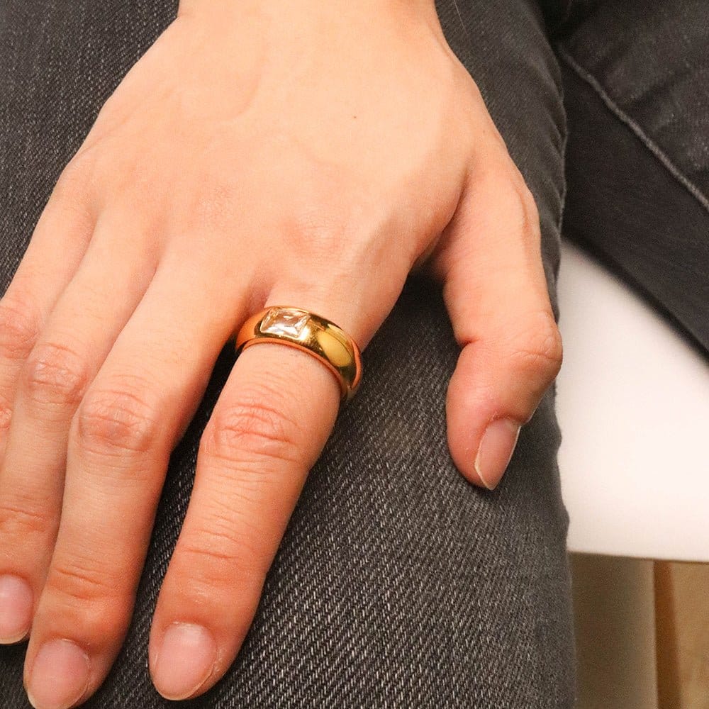 MÉDÉ ROYER RING | Silver Fox Sales