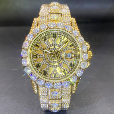 Men's high-end diamond-encrusted hip-hop watch in gold with sparkling details.