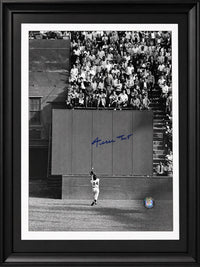 Willie Mays signed framed 8x10 The Catch photo
