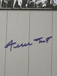 Willie Mays autograph detail