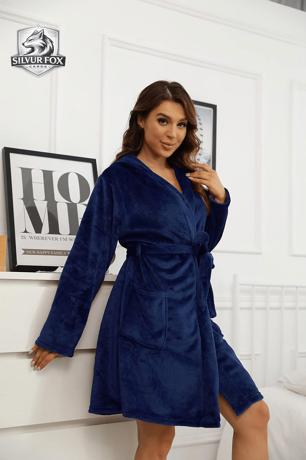 Women Hooded Fleece Robe, Short Plush Robes for Womens with Hood Soft Warm Spa Bathrobe